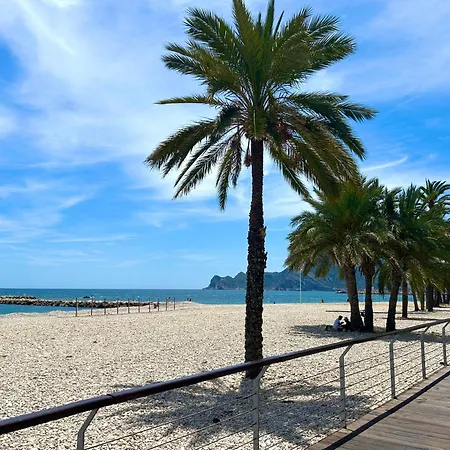 Beachfront La Roda By Delucaco Lejlighed